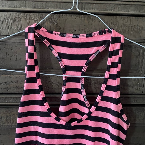 Lulu lemon racer back hip length tank top - pink with black stripes - Picture 3 of 6